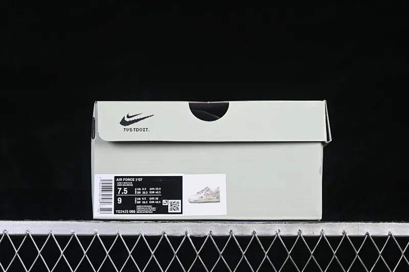 All categories Nk Air Force 1 Air Force series Nk Air Force 1 Low Air Force low-top Nike Air Force 1'07 Low "Band-Aid" Hand-painted graffiti Graffiti band-aid Air Force 1 low-top casual sneakers YD2425-066
